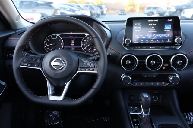 New 2025 Nissan Sentra SR image 21