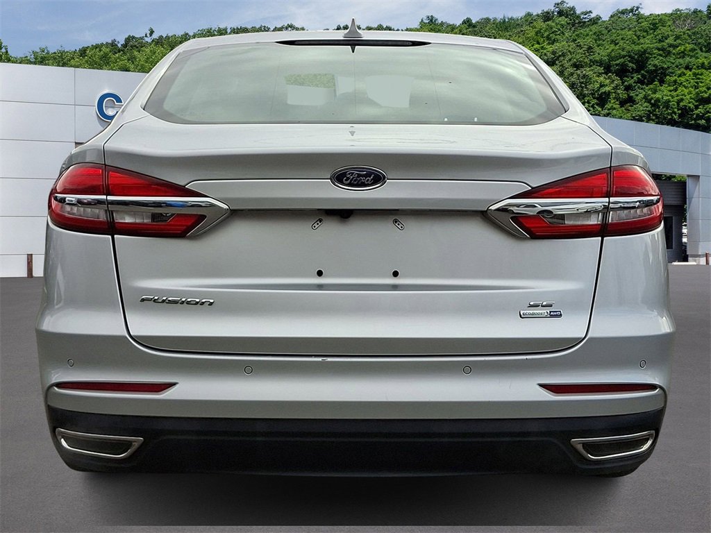 Certified 2019 Ford Fusion SE image 5
