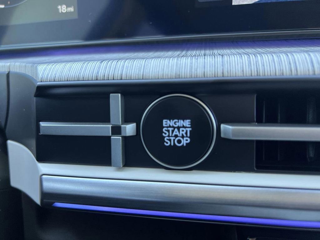 New 2025 Hyundai Santa Fe Calligraphy image 31