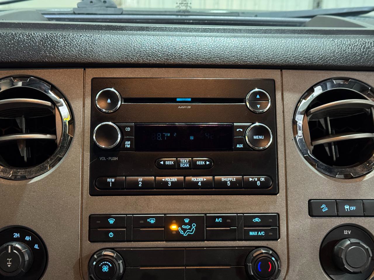 Used 2016 Ford F250 XLT w/ FX4 Off-Road Package image 27