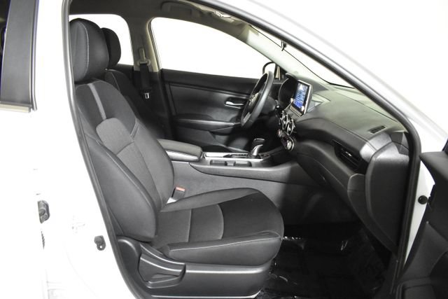 Certified 2022 Nissan Sentra SV w/ Trunk Package FWD image 32