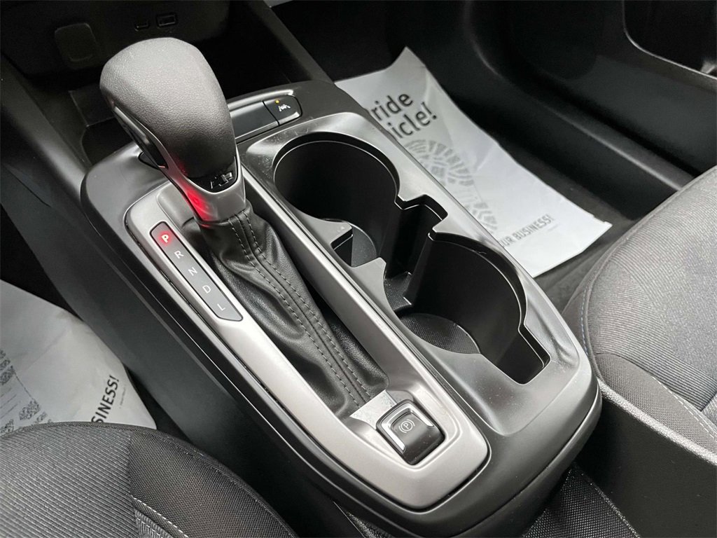 Used 2025 Chevrolet Trax LS w/ LS Convenience Package image 28