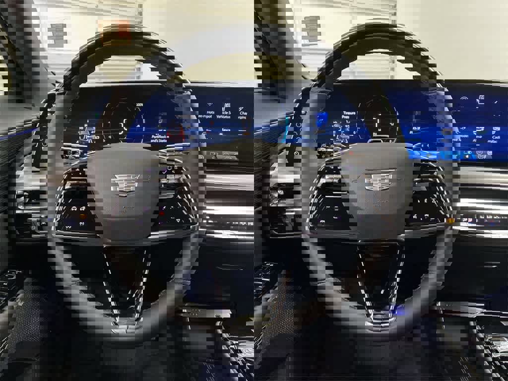 Certified 2024 Cadillac Lyriq Luxury w/ LPO, Floor Liner Package image 20