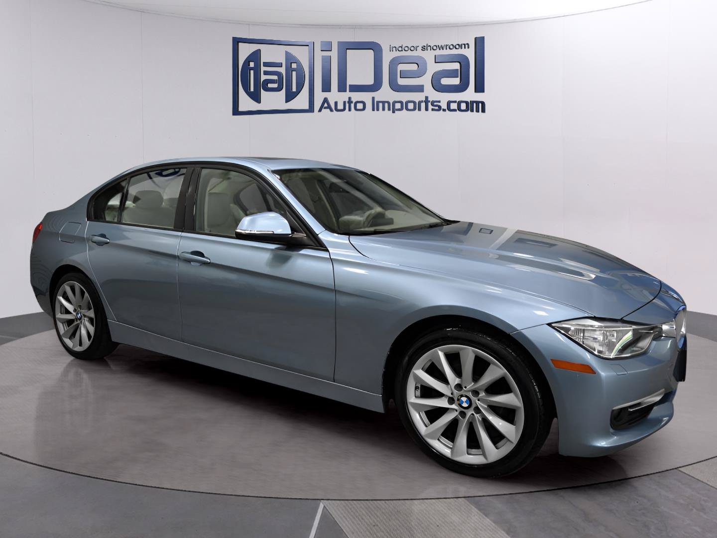 Used 2013 BMW 328i xDrive Sedan AWD/4WD image 7
