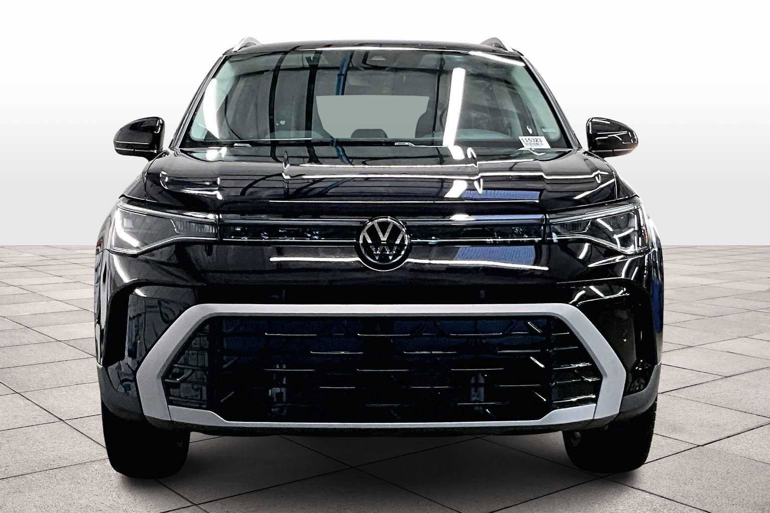 New 2026 Volkswagen Taos SEL image 5