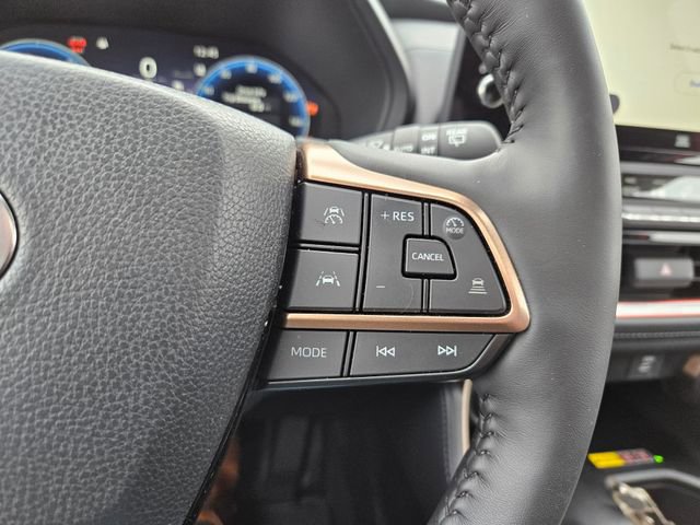 Used 2026 Toyota Grand Highlander AWD Hybrid image 18
