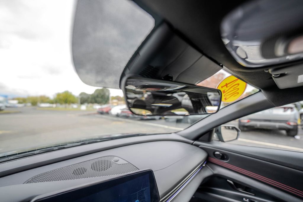 Used 2024 Hyundai Elantra N Line image 19