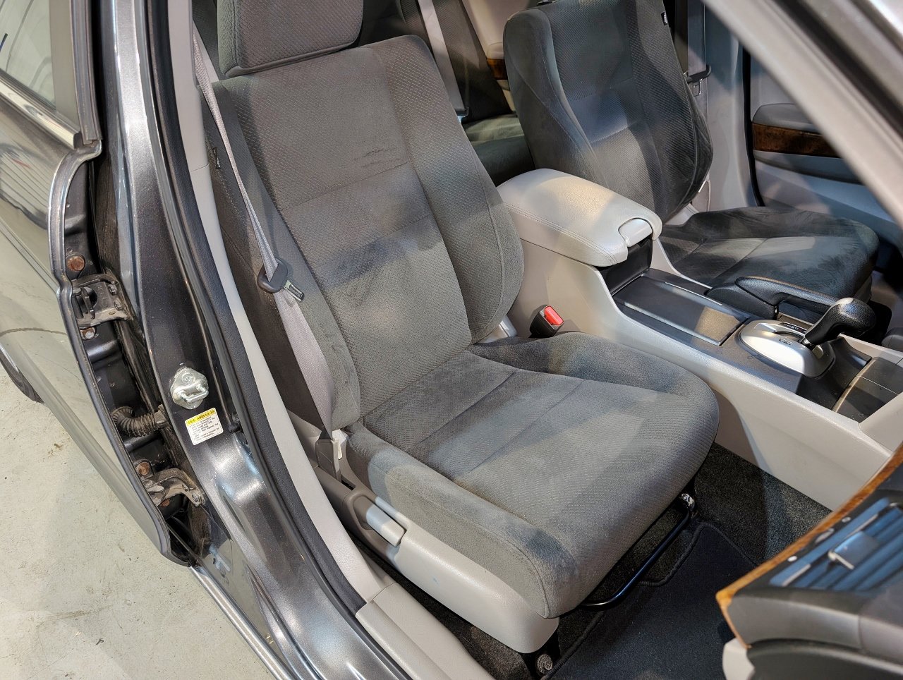 Used 2011 Honda Accord EX image 28