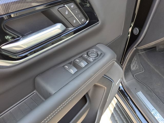 New 2026 GMC Yukon XL Elevation AWD/4WD image 17