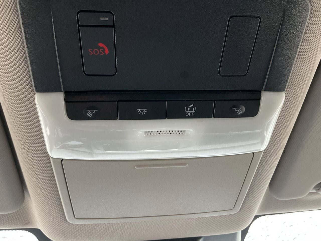 Used 2025 Nissan Rogue SV FWD image 28