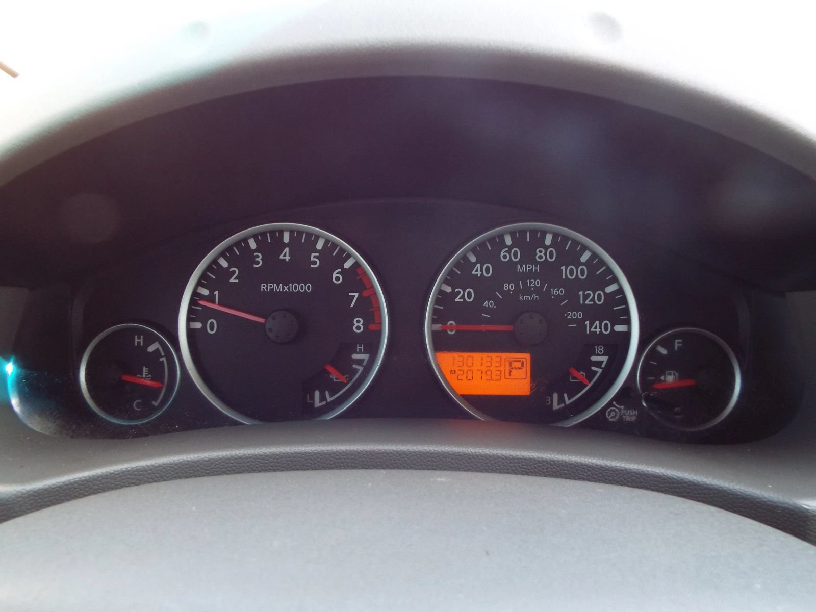 Used 2011 Nissan Frontier SL w/ Moonroof Pkg RWD image 13