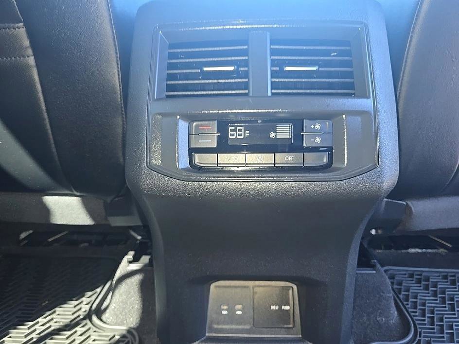 Used 2022 Volkswagen Atlas SE image 30