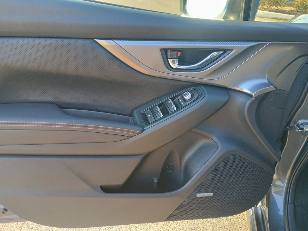 Certified 2021 Subaru Crosstrek 2.5i Limited w/ Moonroof Package 2 image 11