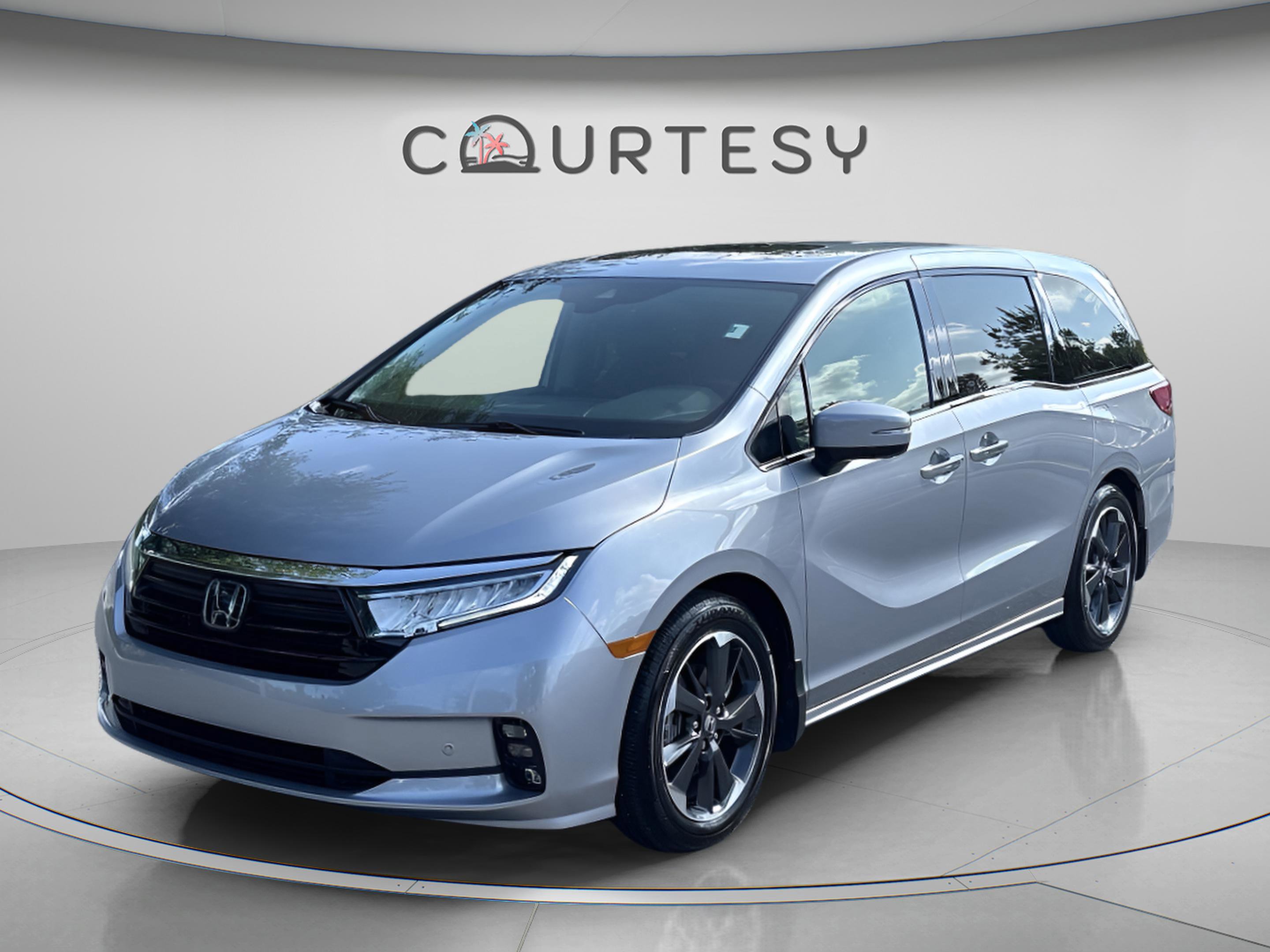 Used 2022 Honda Odyssey Elite image 1