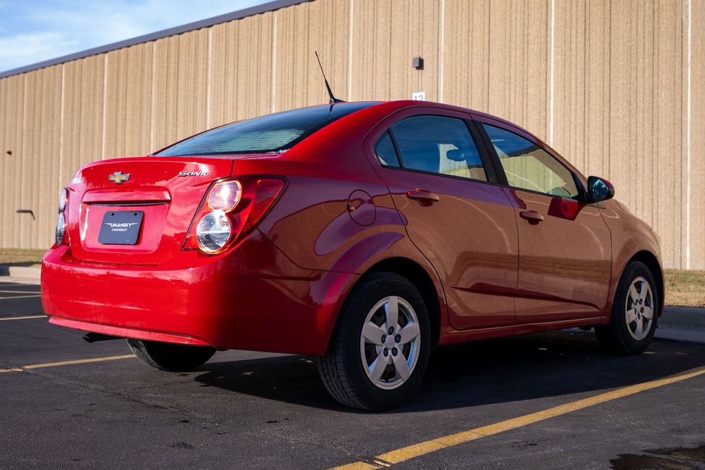 Used 2013 Chevrolet Sonic LS image 7