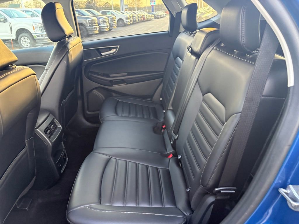 Used 2024 Ford Edge SEL w/ Convenience Package image 14