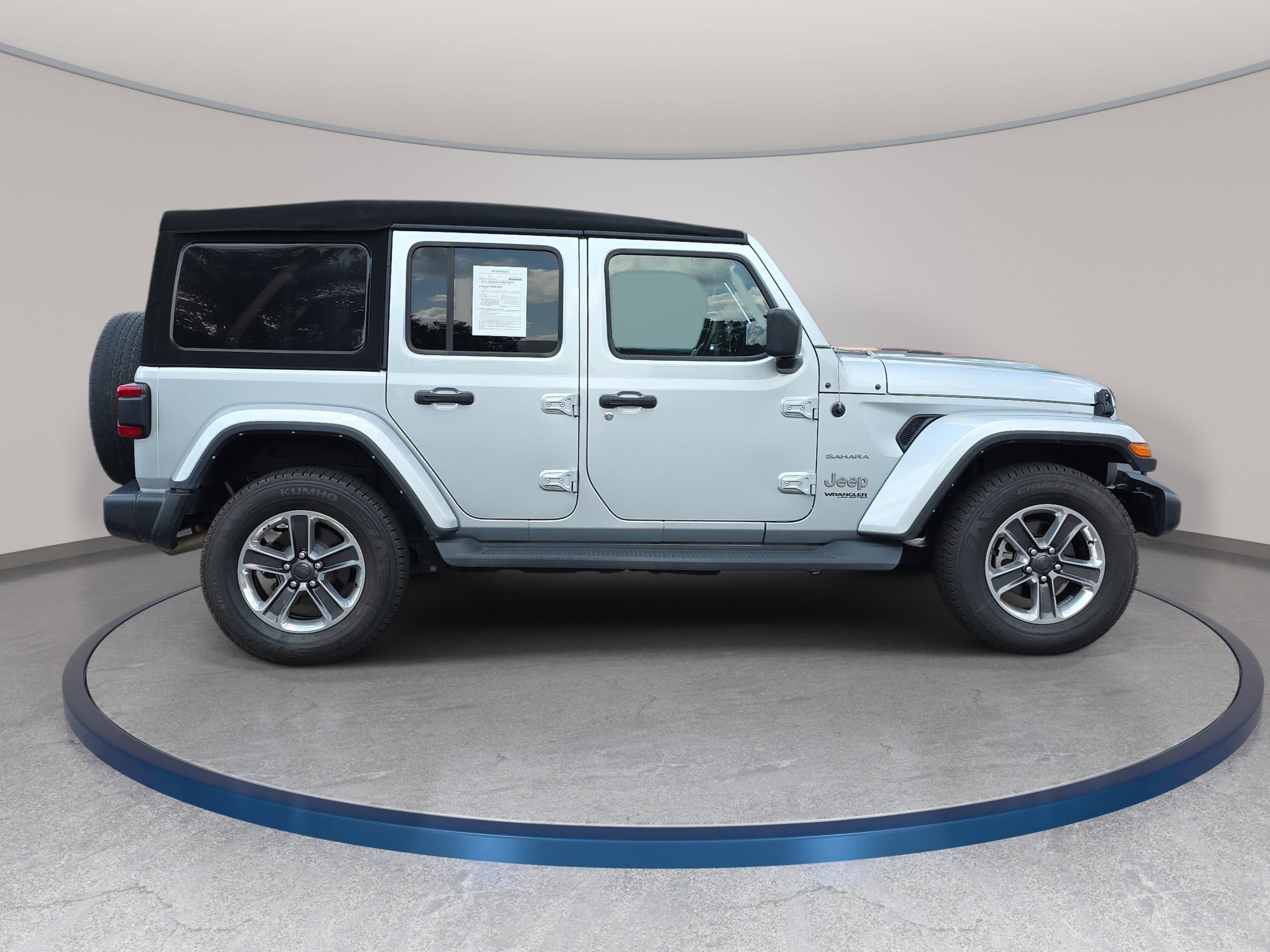 Used 2022 Jeep Wrangler Unlimited Sahara w/ LED Lighting Group AWD/4WD image 4
