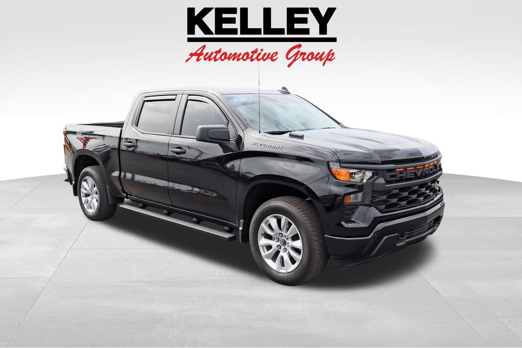 Certified 2026 Chevrolet Silverado 1500 Custom AWD/4WD image 1