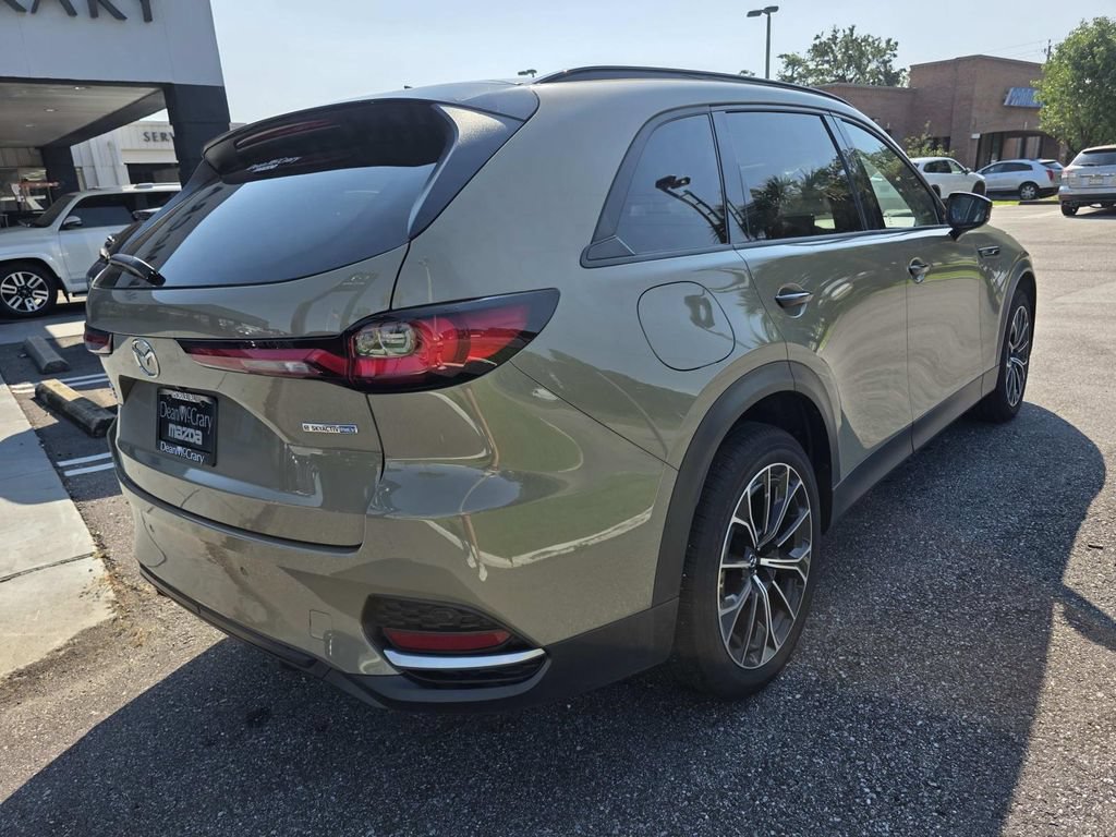 Certified 2025 MAZDA CX-70 Plug-In Hybrid w/ Premium Plus AWD/4WD image 3