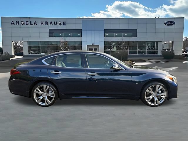Used 2016 INFINITI Q70 3.7 w/ Sport Package AWD/4WD image 10