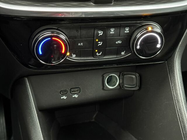 Used 2024 Buick Encore GX Sport Touring w/ Comfort Package image 24