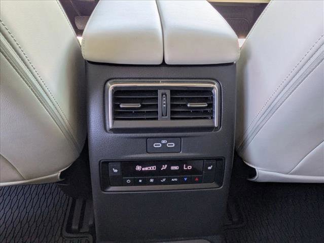 Used 2024 MAZDA CX-90 3.3 Turbo w/ Premium Plus Pkg AWD/4WD image 17