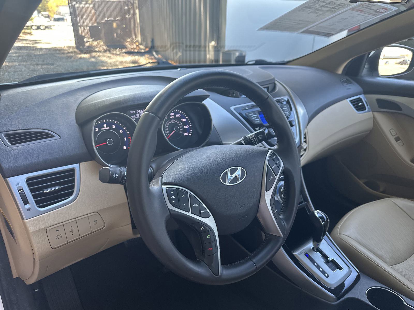 Used 2013 Hyundai Elantra Limited image 19