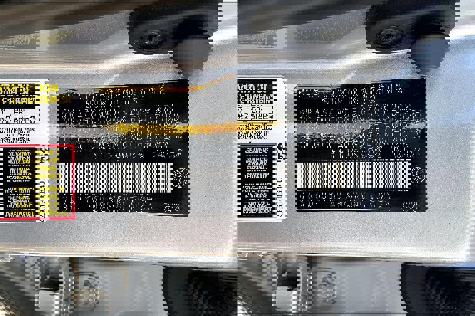 Used 2024 Toyota Camry SE w/ Convenience Package FWD image 33