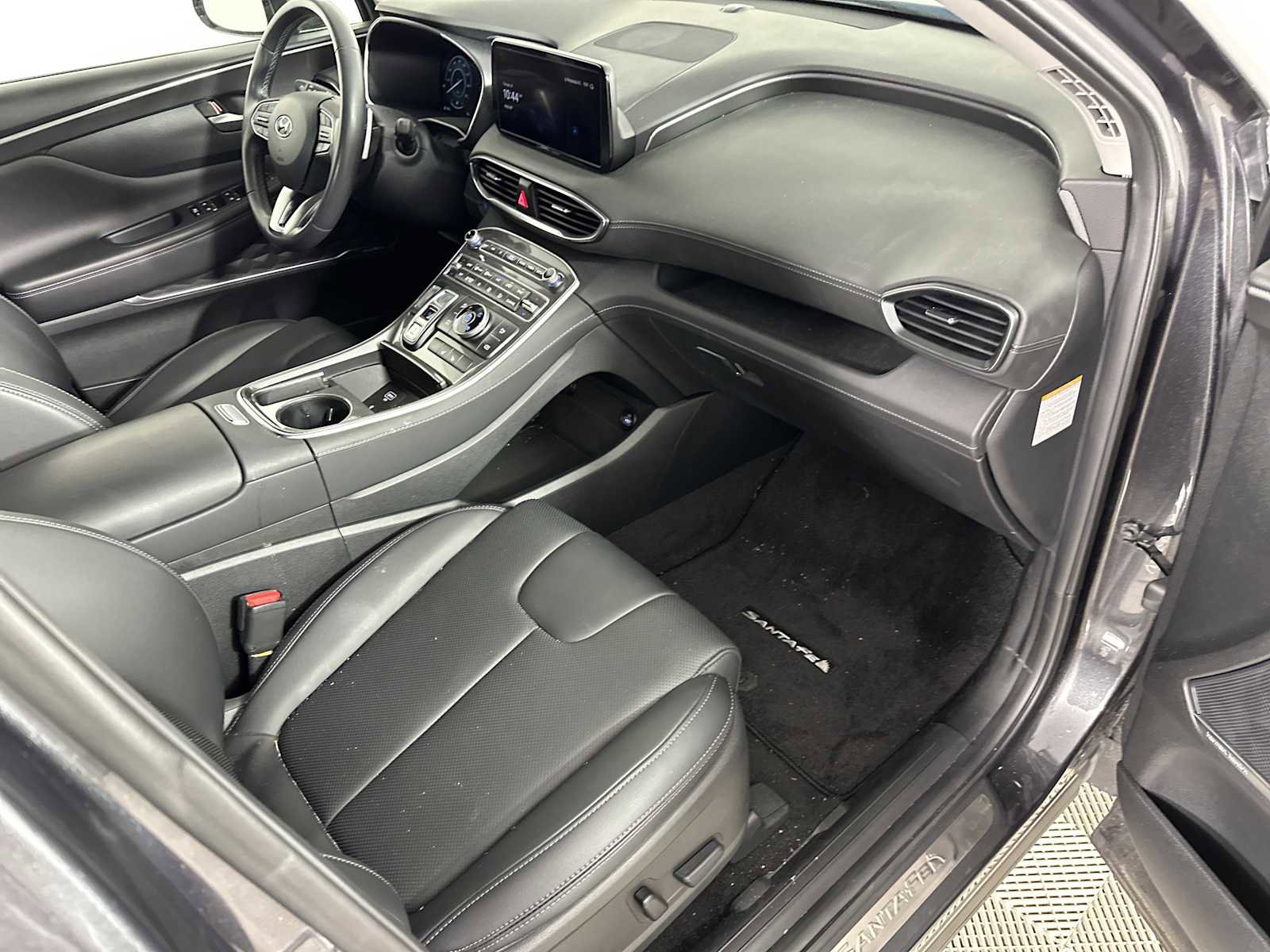 Certified 2023 Hyundai Santa Fe SEL Premium image 26