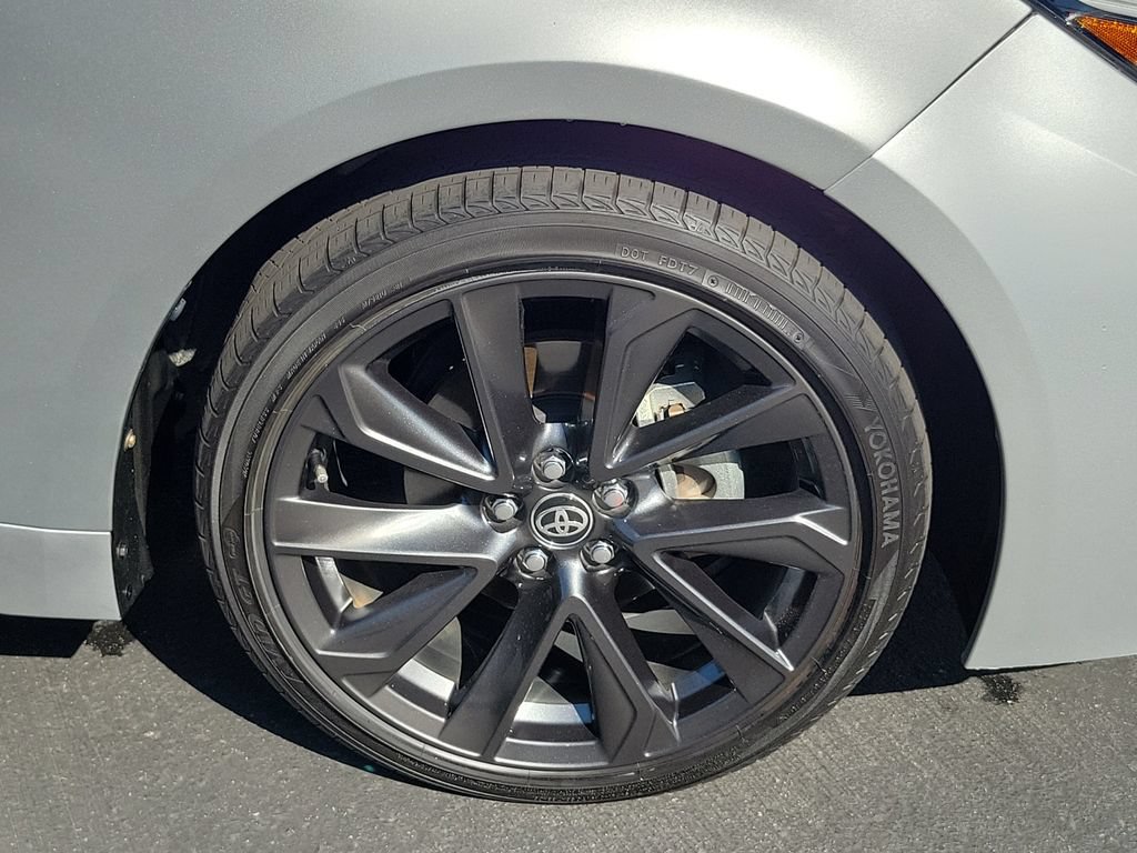 Used 2024 Toyota Corolla SE w/ SE Package FWD image 6