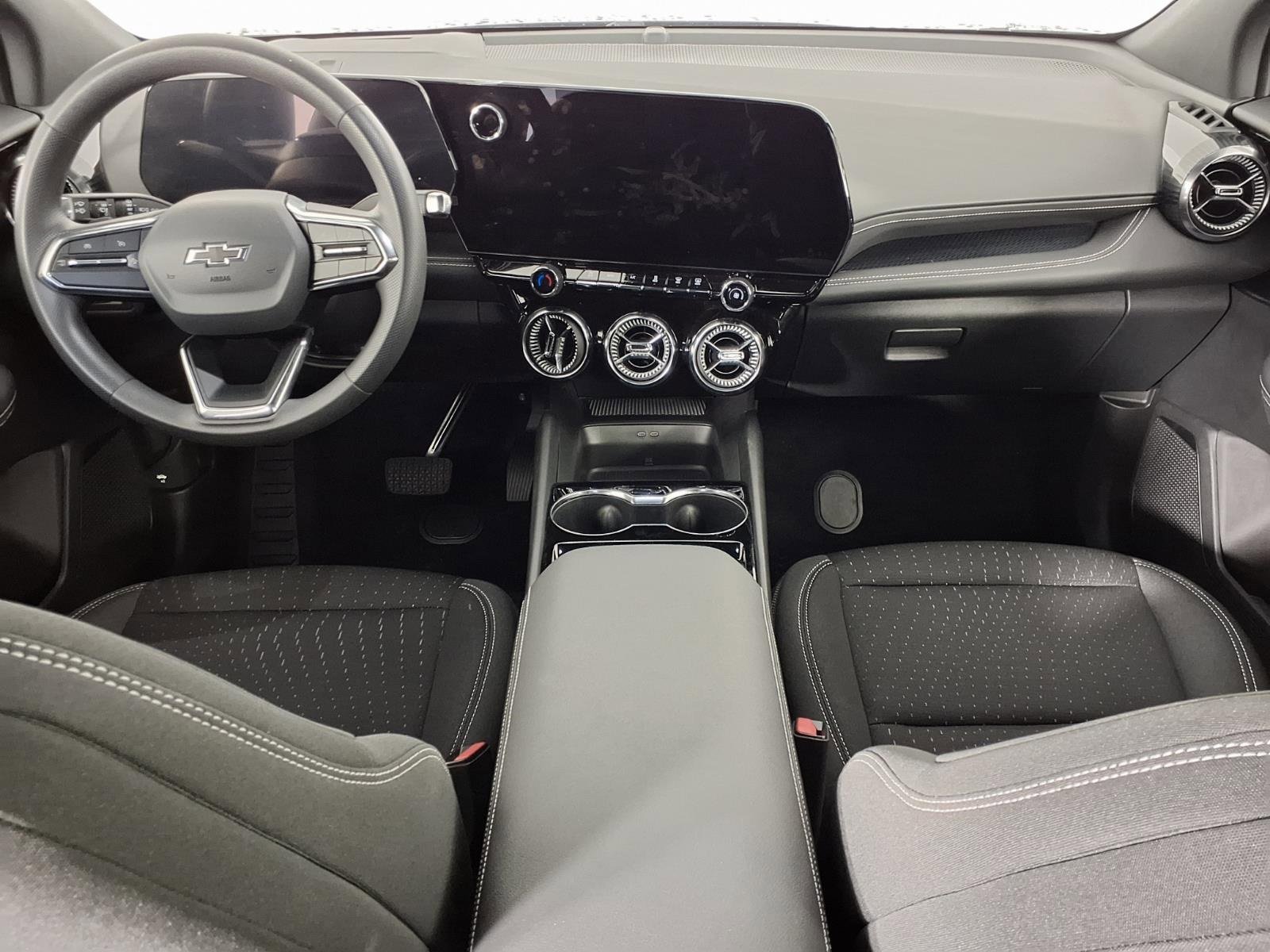 New 2025 Chevrolet Blazer EV LT w/ Midnight/Sport Edition image 5