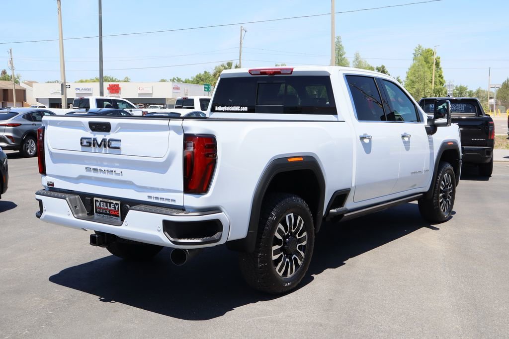 New 2026 GMC Sierra 2500 Denali Ultimate AWD/4WD image 5