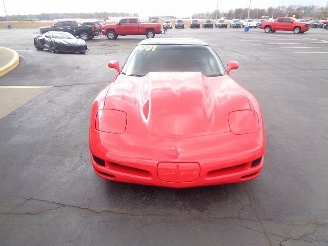 Used 2001 Chevrolet Corvette Coupe w/ Preferred Equipment Group2 RWD image 8