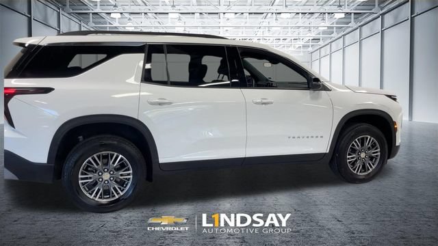 Certified 2025 Chevrolet Traverse LT AWD/4WD image 2