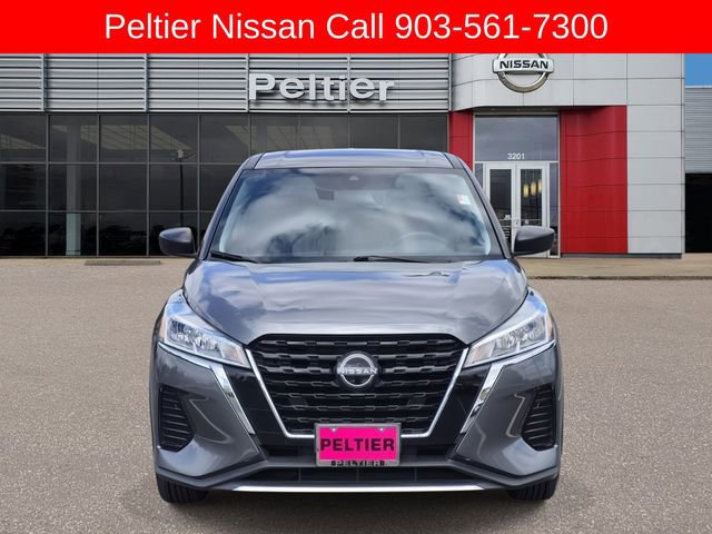 Used 2024 Nissan Kicks S image 2
