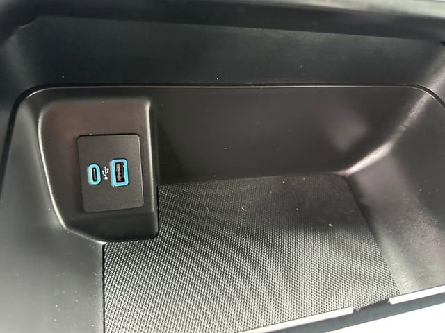 Used 2023 Ford F150 Lightning XLT image 35