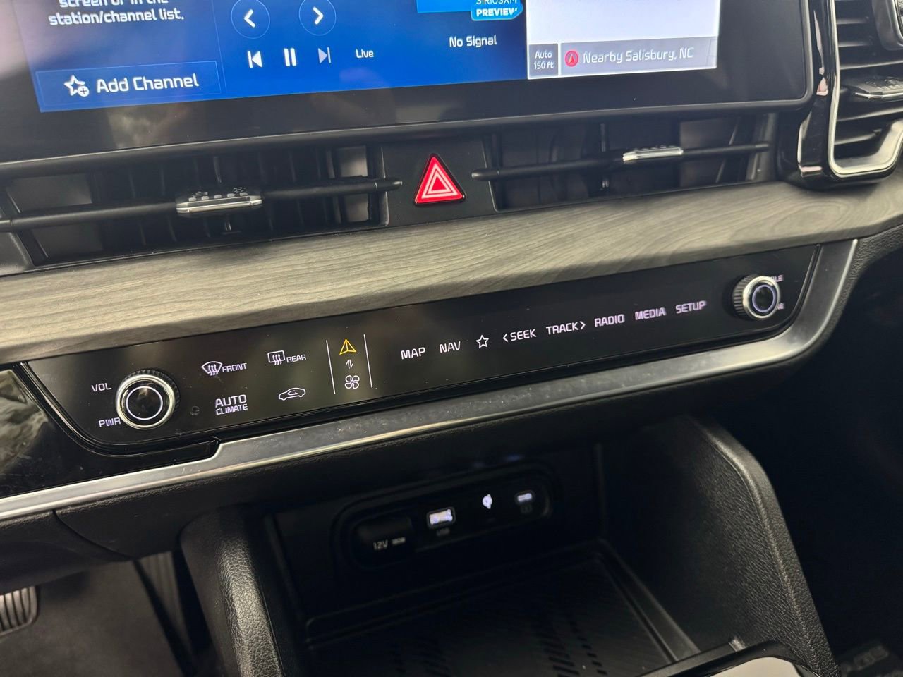 Used 2024 Kia Sportage X-Line w/ X-Line Premium Package image 19