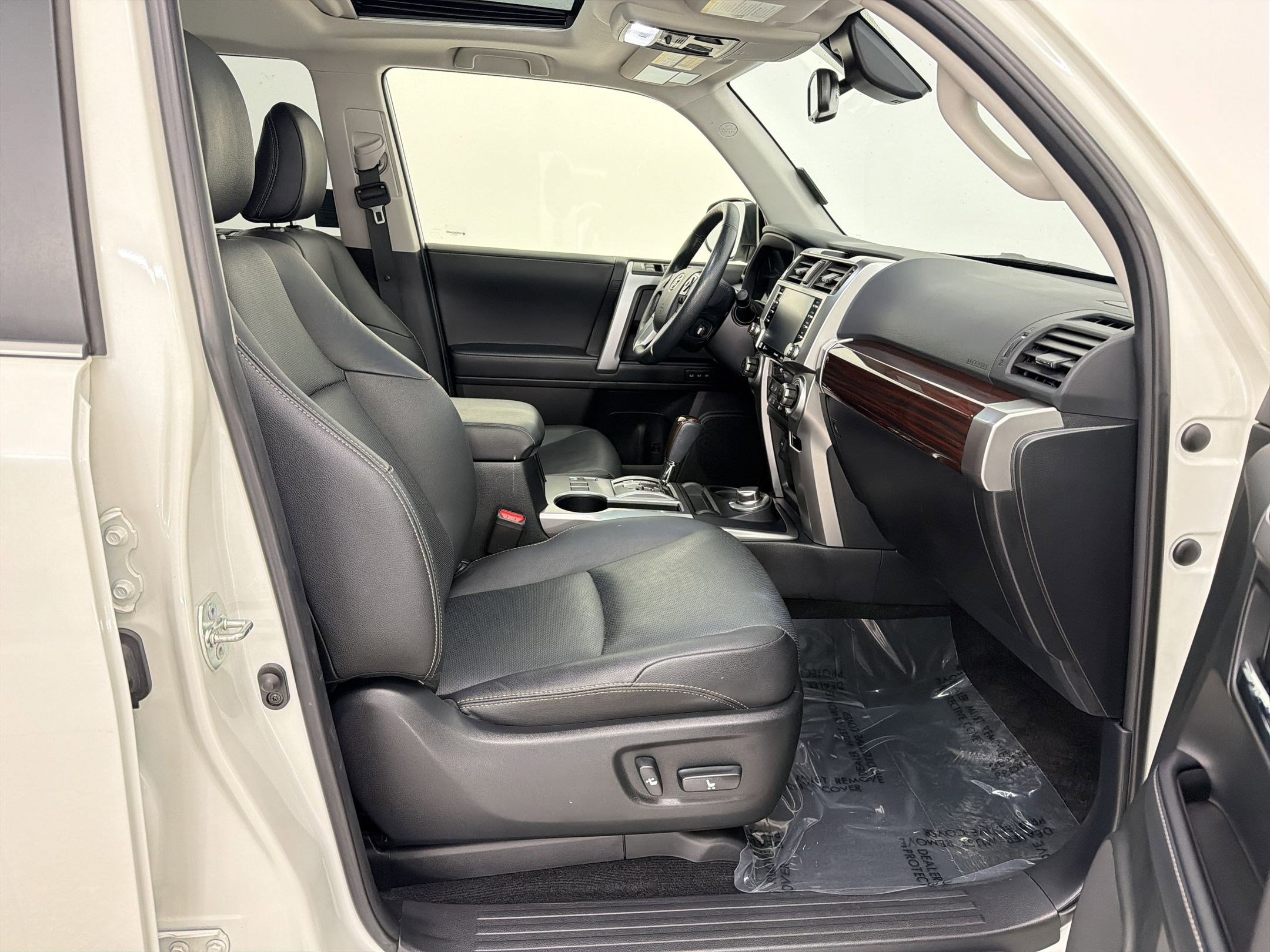 Used 2023 Toyota 4Runner Limited image 26
