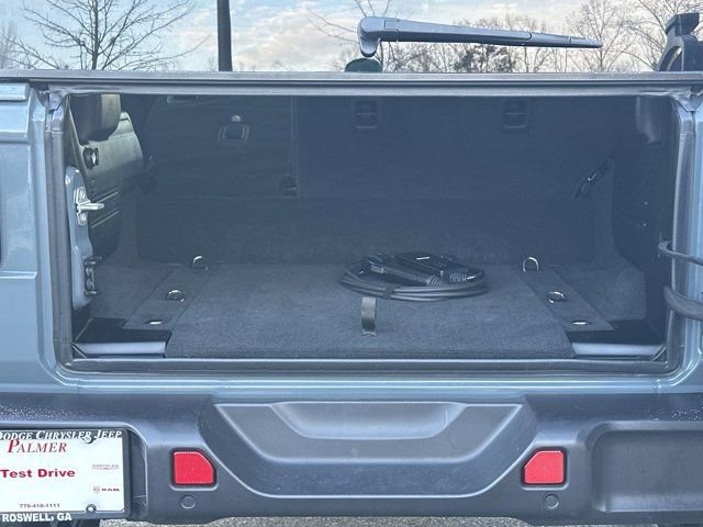 Certified 2025 Jeep Wrangler Unlimited Sahara w/ Safety Group image 20