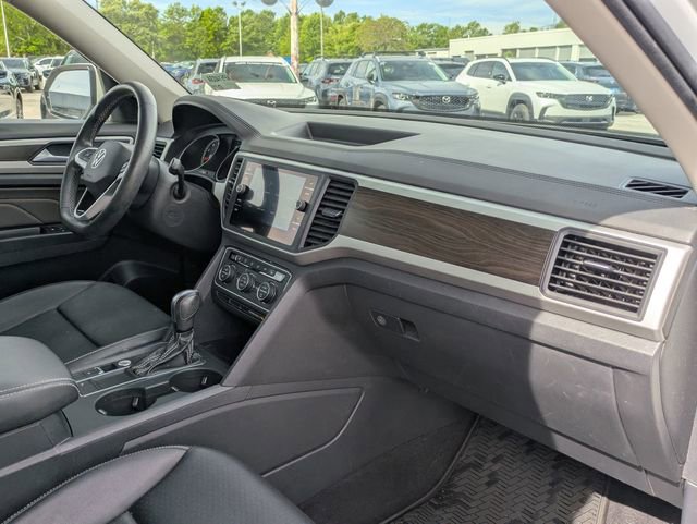 Used 2021 Volkswagen Atlas SE image 31