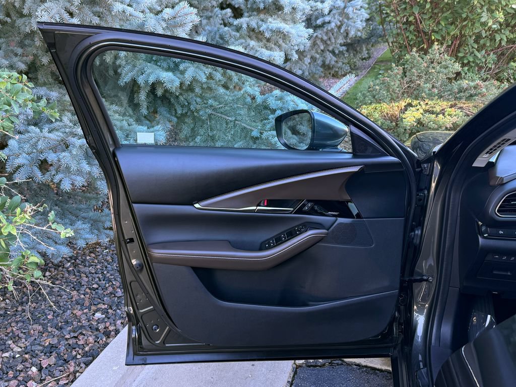 Used 2025 MAZDA CX-30 AWD 2.5 S w/ Premium Package image 15