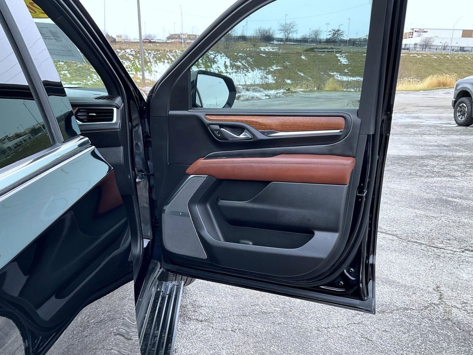 Certified 2023 GMC Yukon Denali Ultimate image 16