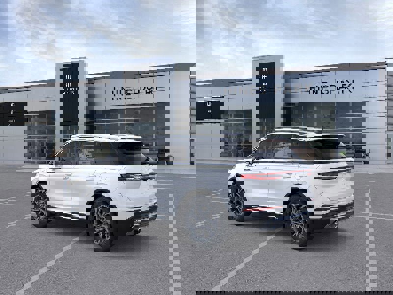 New 2026 Lincoln Corsair Premiere image 4