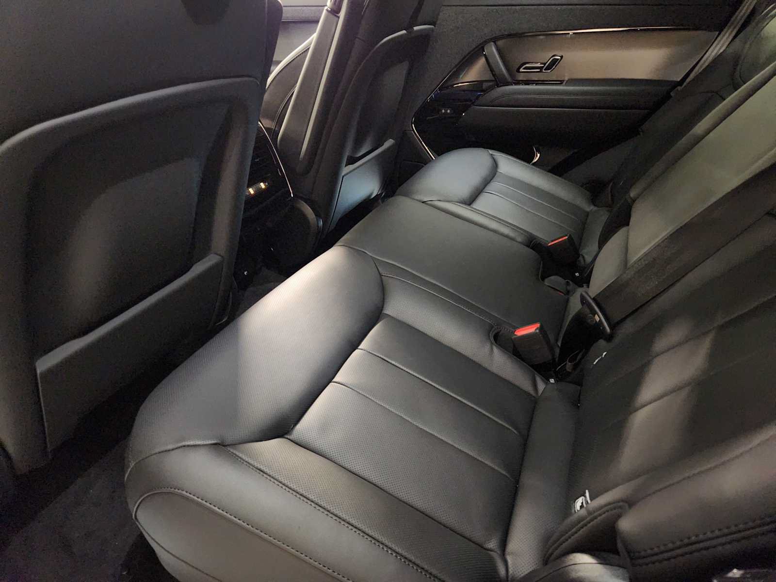 New 2026 Land Rover Range Rover Sport Dynamic SE AWD/4WD image 28