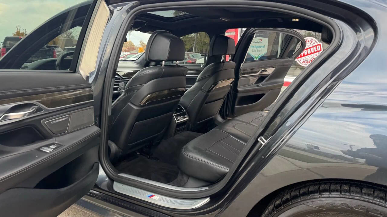 Used 2016 BMW 750i xDrive image 20