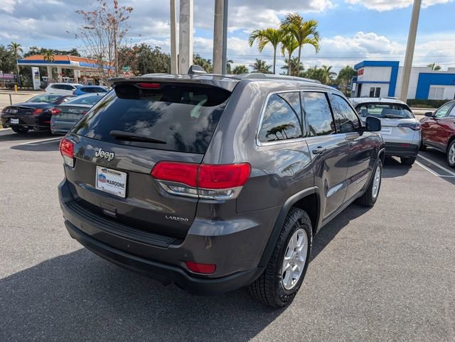 Used 2017 Jeep Grand Cherokee Laredo w/ Quick Order Package 2BE image 12