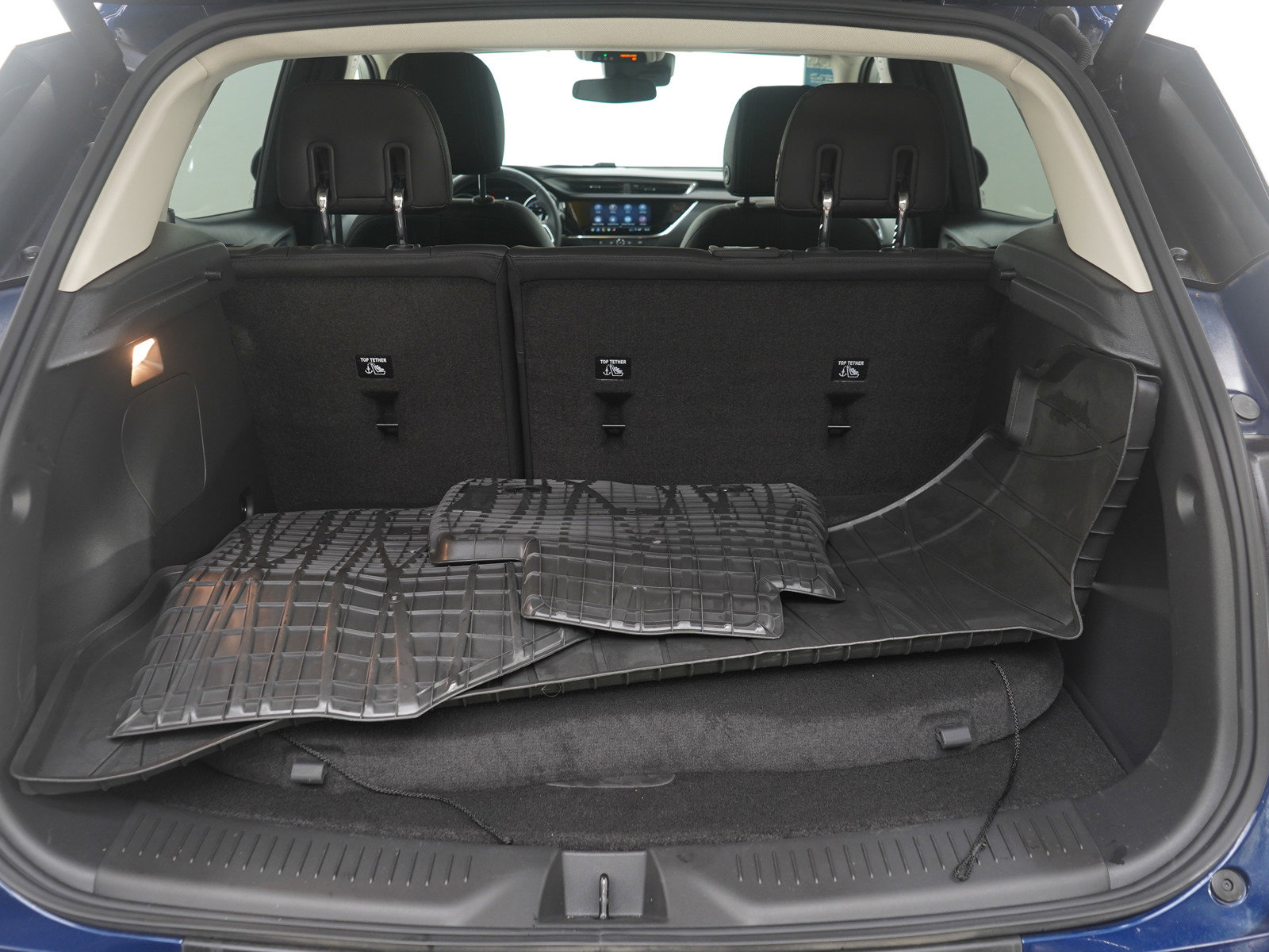 Used 2023 Buick Encore GX Select image 9