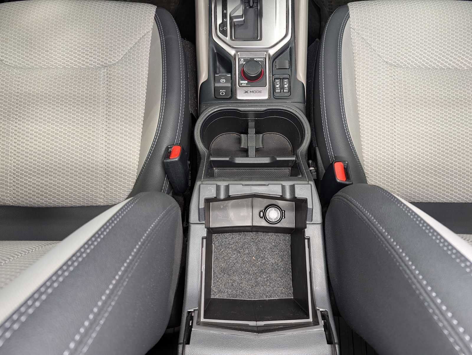 Used 2023 Subaru Forester Premium AWD/4WD image 21