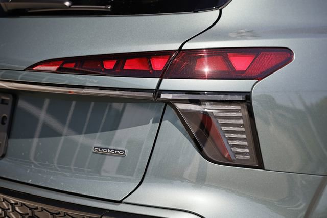 New 2026 Audi Q3 quattro 2.0T AWD/4WD image 5