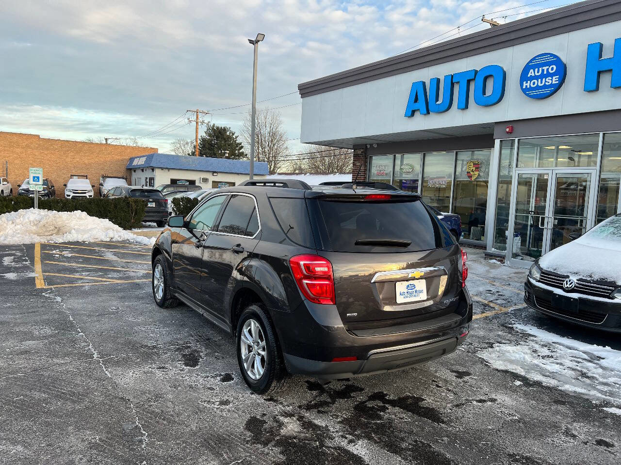 Used 2016 Chevrolet Equinox LT image 11
